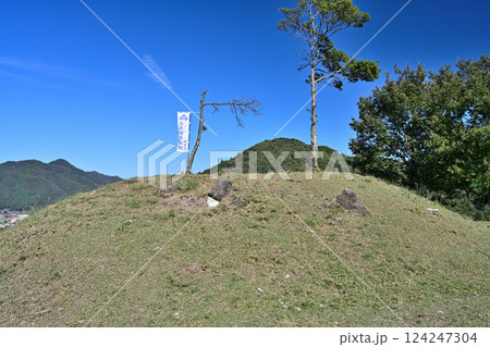兵庫県養父市八鹿町　但馬朝倉城 　 朝倉氏の発祥の地 124247304