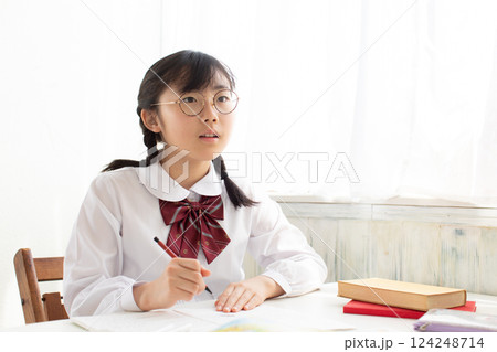受験生 受験生 124248714