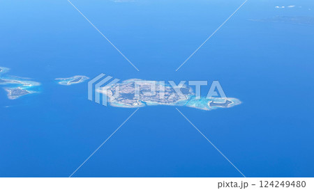 上空から見る沖縄の離島 上空から見る沖縄の離島 124249480