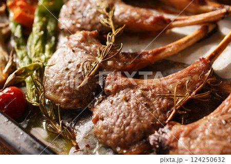 ラムチョップ 124250632