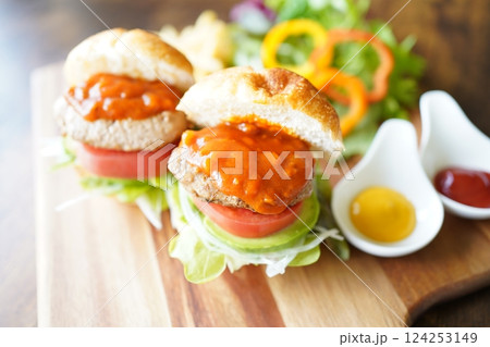 ミニハンバーグ 124253149