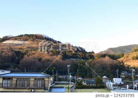 JR東海、御殿場線の谷峨駅から松田駅までの車窓風景(2022年12月) 124253795