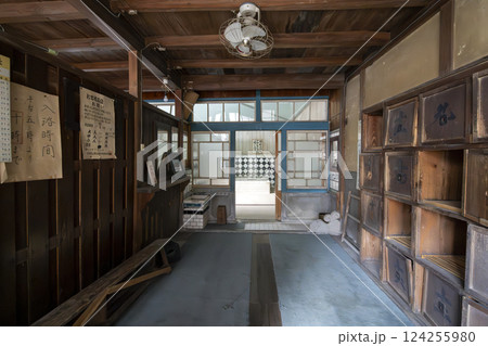 迷路のような路地裏を探検気分で歩ける筋骨めぐり 迷路のような路地裏を探検気分で歩ける筋骨めぐり 124255980