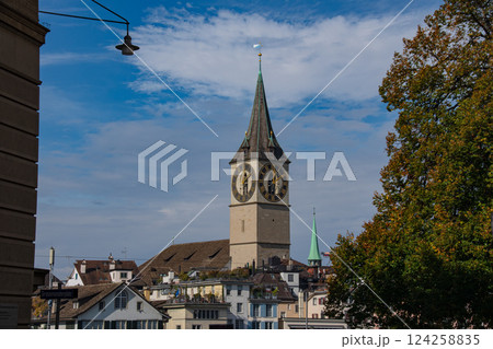 スイスの大自然ときれいな水源の景色 スイスの大自然ときれいな水源の景色 124258835