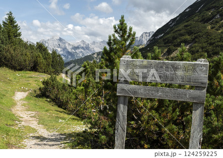 Sign of entrance mountain park Karwendel, Karwendel Hohenweg, Austria 124259225