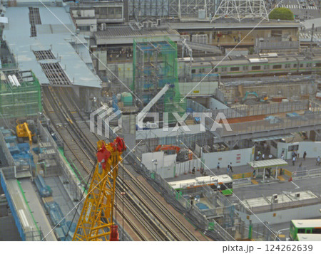 再開発中の渋谷駅。イラスト風の写真。 再開発中の渋谷駅。イラスト風の写真。 124262639