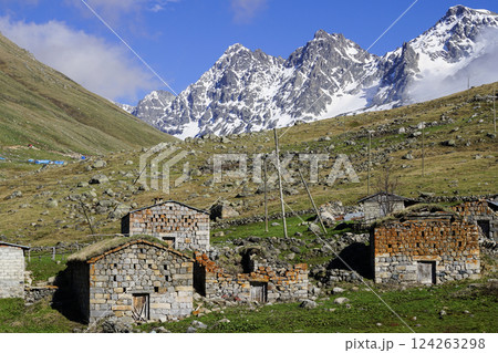 Image of Kackar mountain ranges and plateaus in Rize province. 124263298
