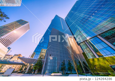 日本の東京都市景観 虎ノ門ヒルズステーションタワー（虎ノ門ヒルズ駅）横に港区立明舟公園誕生 124264286
