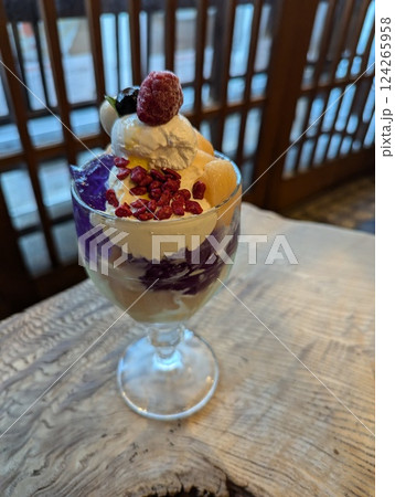 おいしいパフェ おいしいパフェ 124265958