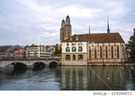 ヨーロッパのスイスで大自然の景色と街並み ヨーロッパのスイスで大自然の景色と街並み 124266653