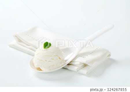 White ice cream White ice cream 124267855