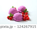 Berry fruit ice cream 124267915