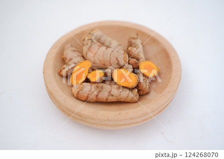 Fresh ginger root or rhizome isolated on white background cutout 124268070