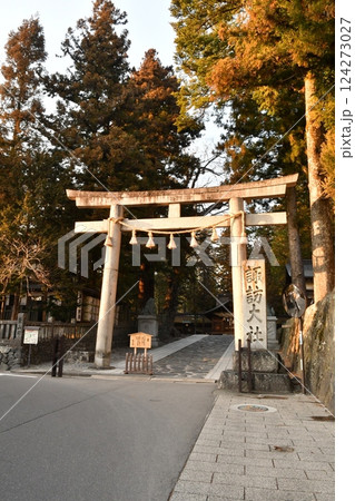 諏訪大社下社　春宮　鳥居 124273027
