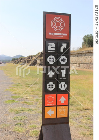 メキシコ「死者の日」年に一度のメキシコのお祭り リメンバーミーの世界とタコス&ピラミッド満喫旅 メキシコ「死者の日」年に一度のメキシコのお祭り リメンバーミーの世界とタコス&ピラミッド満喫旅 124273129