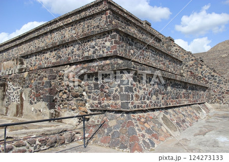 メキシコ「死者の日」年に一度のメキシコのお祭り リメンバーミーの世界とタコス&ピラミッド満喫旅 メキシコ「死者の日」年に一度のメキシコのお祭り リメンバーミーの世界とタコス&ピラミッド満喫旅 124273133