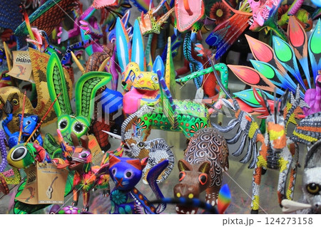 メキシコ「死者の日」年に一度のメキシコのお祭り　リメンバーミーの世界とタコス&ピラミッド満喫旅 124273158