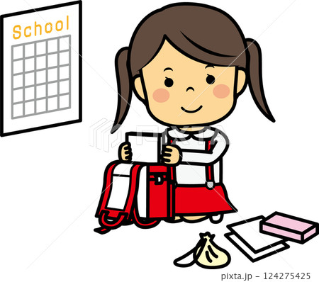 明日の準備をする小学生女児 124275425
