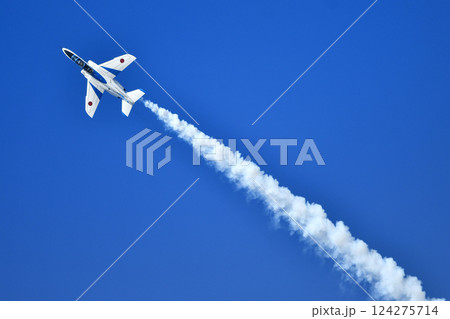 ブルーインパルスのアクロバット飛行 ブルーインパルスのアクロバット飛行 124275714