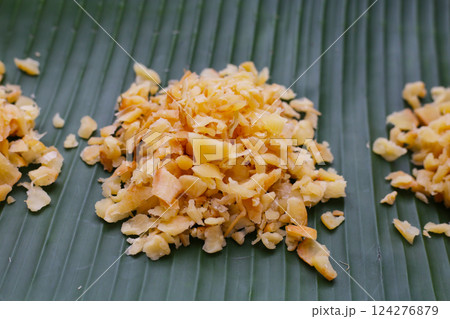 Dries cabbage leaves praserveg vegetables Dries cabbage leaves praserveg vegetables 124276879