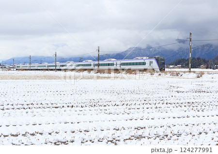 大糸線　雪の特急あずさ 124277991