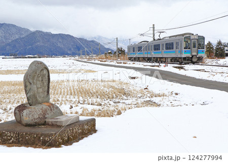雪の大糸線 124277994