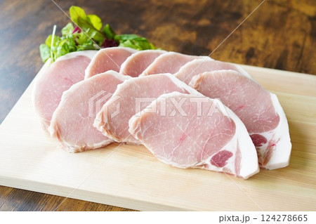 国産豚ロースステーキ 国産豚ロースステーキ 124278665