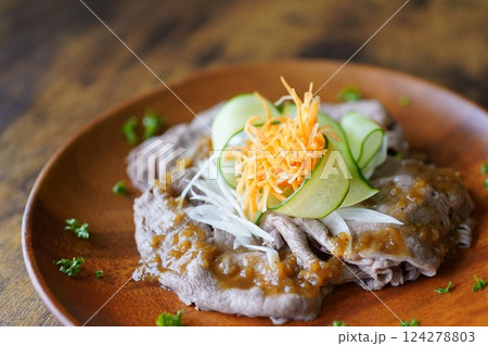 和牛赤身切り落としスライス 124278803