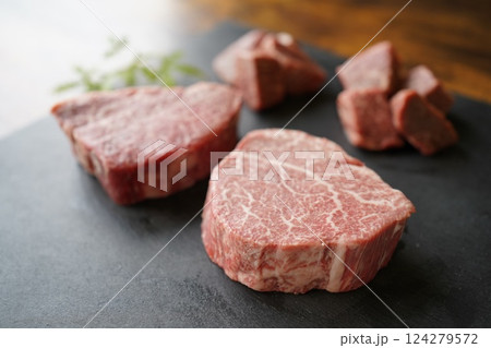 和牛ヒレステーキ 和牛ヒレステーキ 124279572