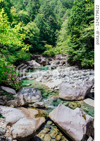 ＜長野＞阿寺渓谷の美しい絶景 124279622