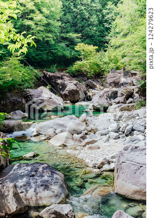 <長野>阿寺渓谷の美しい絶景 <長野>阿寺渓谷の美しい絶景 124279623