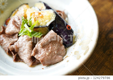 和牛赤身スライス肉 124279786
