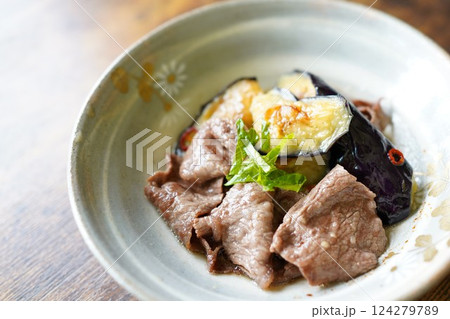 和牛赤身スライス肉 和牛赤身スライス肉 124279789