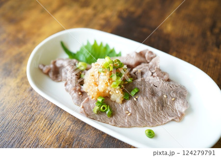 和牛赤身スライス肉 和牛赤身スライス肉 124279791