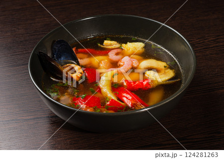 Appetizing looking seafood soup with mussels 124281263