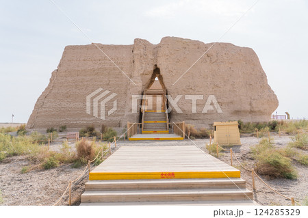 玉門関遺跡 124285329