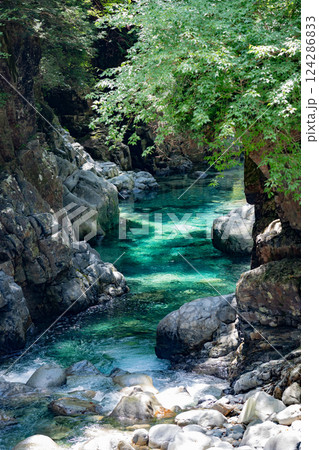 ＜長野＞阿寺渓谷の美しい絶景 124286833