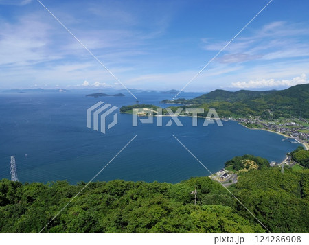 飯の山展望台より望む絶景(山口県周防大島町) 124286908