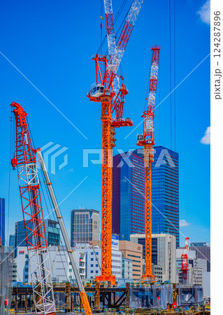 建設中の高層ビル 建設中の高層ビル 124287896