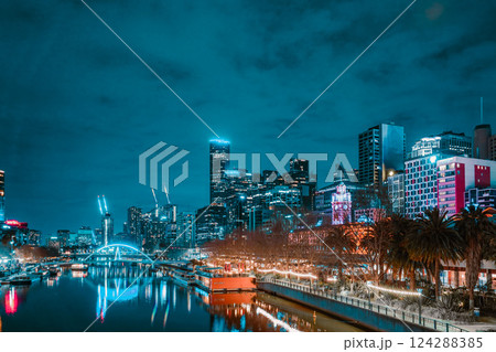 ヤラ川沿いの夜景 ヤラ川沿いの夜景 124288385