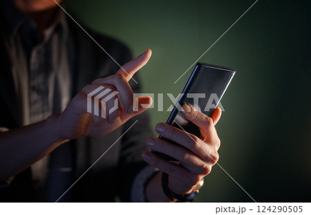 Male is using smartphone 124290505
