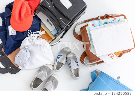 学校用品 124290585