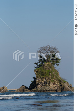 雨晴海岸　富山県 124293798
