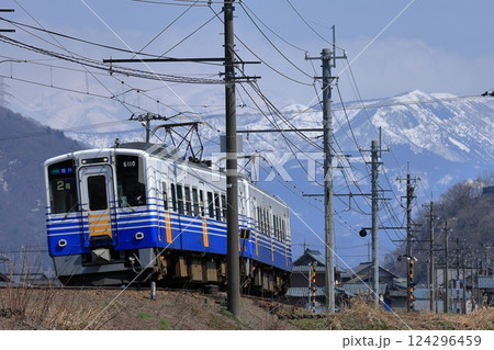 冬景色のえちぜん鉄道 勝山永平寺線 冬景色のえちぜん鉄道 勝山永平寺線 124296459