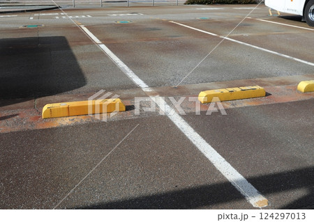 駐車場 駐輪場 駐車施設 124297013