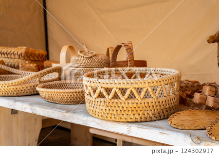 Traditional Tableware Woven from Inner Bark - Drying Baskets, Plates, and Trays Traditional Tableware Woven from Inner Bark - Drying Baskets, Plates, and Trays 124302917