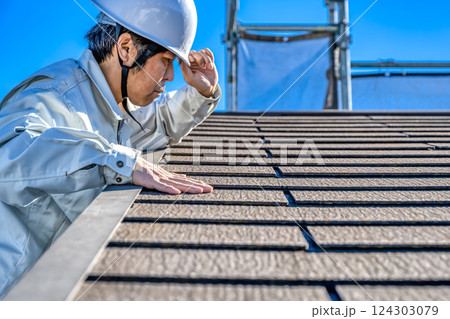 戸建て家屋の屋根修理工事　屋根 124303079