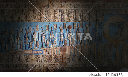 Hieroglyphic carvings and paintings on wall Hieroglyphic carvings and paintings on wall 124303784