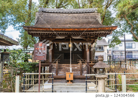 京都市伏見区深草 藤森神社(菖蒲の節句発祥地)勝運と馬の神様 境内社八幡宮本殿(重要文化財) 京都市伏見区深草 藤森神社(菖蒲の節句発祥地)勝運と馬の神様 境内社八幡宮本殿(重要文化財) 124304566