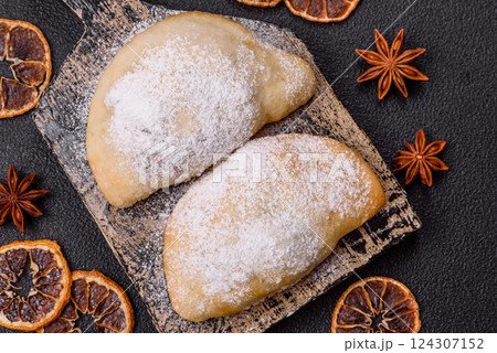 Sweet dumplings with fruits and berries Sweet dumplings with fruits and berries 124307152
